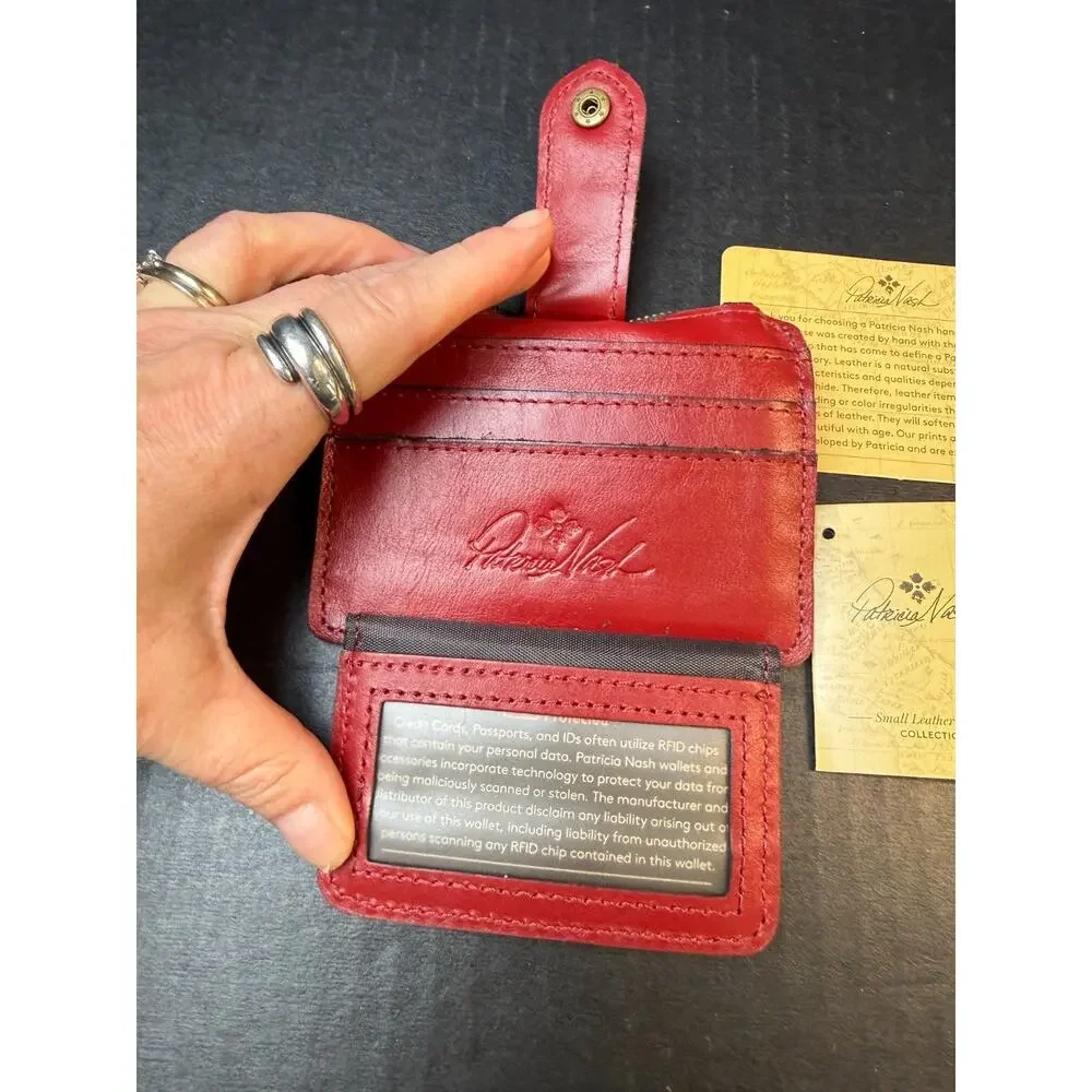 Patricia Nash Cassis ID Case Card Wallet Leather RFID Berry Red Pre-Owned